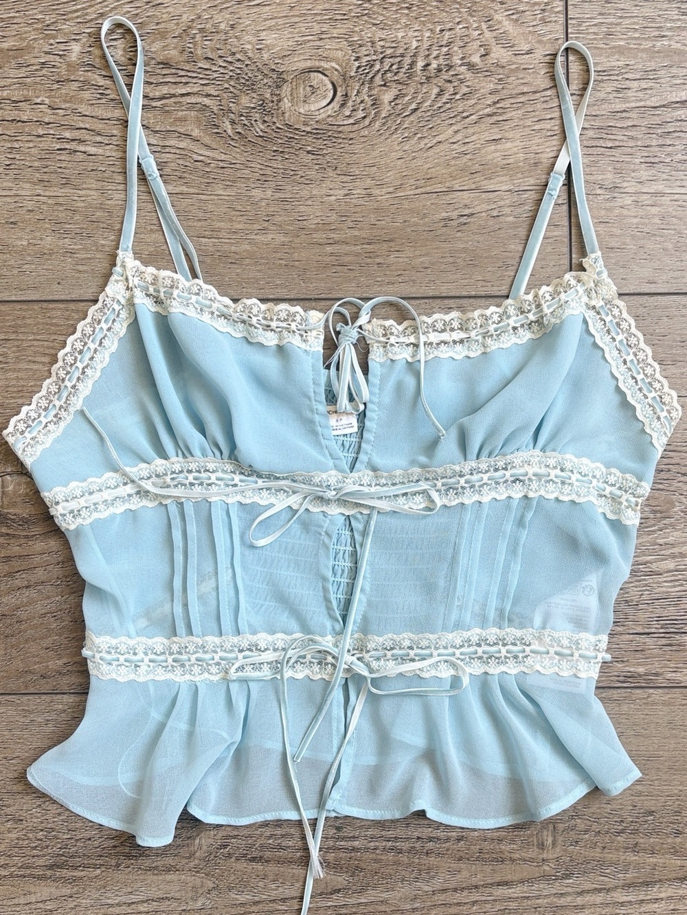 Kimchi Blue Urban Outfitters Baby Blue w Lace-Trim & Bow Details Cami Tank Top